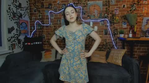 Snapshot of yami_yami_yami chatting on 12-11-24, 02:00 Mia and Andry online show from 12-11-24, 02:00