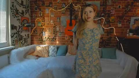 Snapshot of yami_yami_yami chatting on 02-19-25, 12:00 Mia and Andry online show from 02-19-25, 12:00