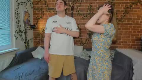 Snapshot of yami_yami_yami chatting on 02-26-26, 11:31 Mia and Andry online show from 02-26-26, 11:31