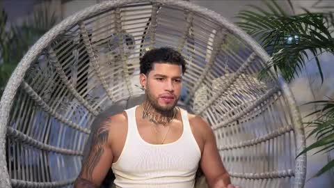 Snapshot of yamp_bigcock chatting on 09-26-25, 04:49 yamp sambrano online show from 09-26-25, 04:49