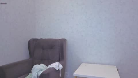 Yana  online show from 09-23-25, 12:35