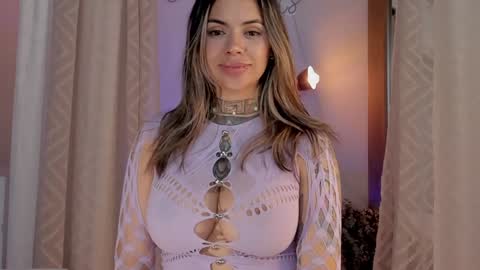 YANDRA CELIS online show from 12-17-24, 03:28