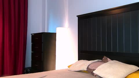 yanira_ass_ online show from 09-22-25, 04:47