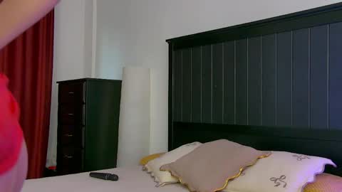 yanira_ass_ online show from 04-12-26, 04:06