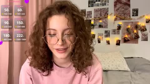 Snapshot of yaniraekberg chatting on 11-30-25, 05:39 Marry online show from 11-30-25, 05:39