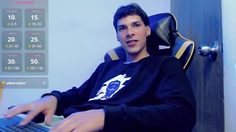 Snapshot of yankees_ chatting on 09-24-25, 03:32 DANILO P online show from 09-24-25, 03:32