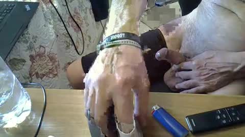 yannisv online show from 12-16-24, 07:00