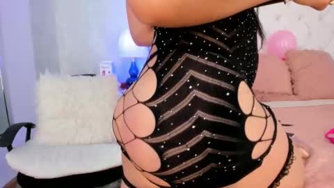 Yara Bliss  online show from 10-02-25, 01:40