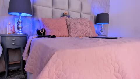 Yara Bliss  online show from 01-31-26, 10:19