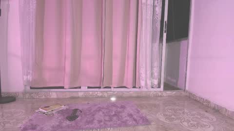 Snapshot of yaraamada chatting on 04-11-26, 05:23 Yara online show from 04-11-26, 05:23