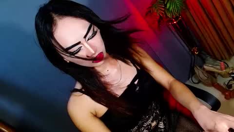 Snapshot of yasii19 chatting on 02-25-25, 12:45 miss yasii online show from 02-25-25, 12:45