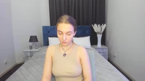 Yasmina online show from 01-18-25, 08:09