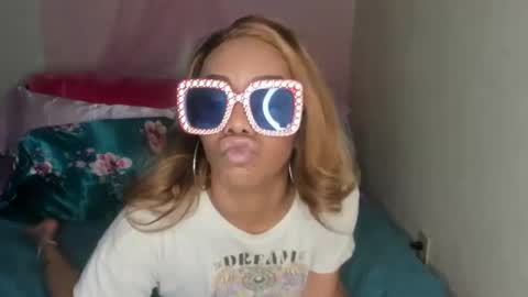 Yasmina online show from 01-17-25, 07:30