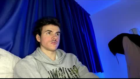 yayay333 online show from 01-09-26, 05:26