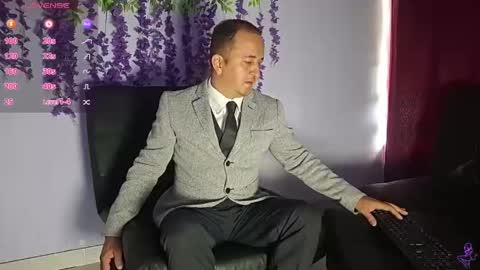 Hazzan online show from 06-04-26, 02:12