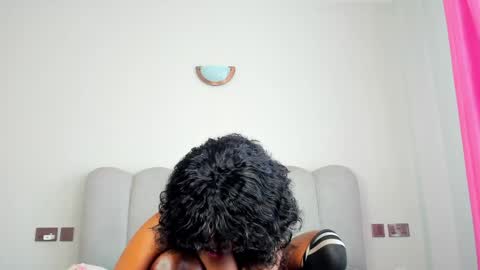 Snapshot of yazmin_rochae chatting on 05-22-26, 08:32 yazmin_rochae online show from 05-22-26, 08:32