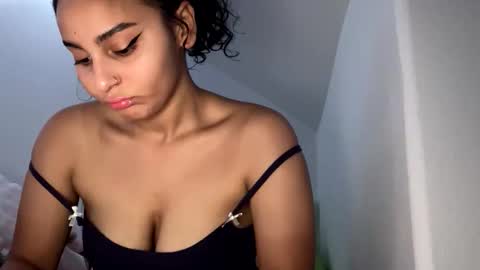 yazzydeleon online show from 11-17-25, 08:31