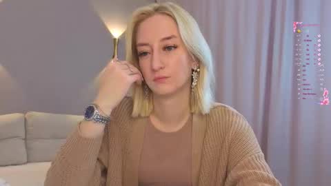 Snapshot of yeah_i_want chatting on 10-21-25, 06:25 Loe online show from 10-21-25, 06:25