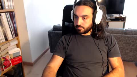 yeeaahoo online show from 11-24-25, 08:58