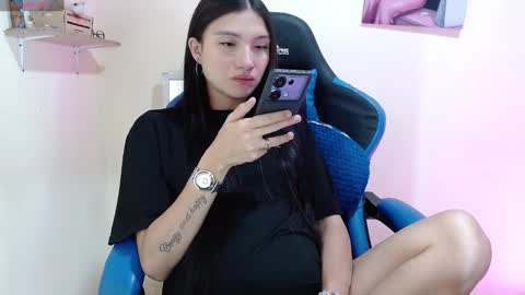 yeibles_hana2 online show from 12-15-24, 12:07