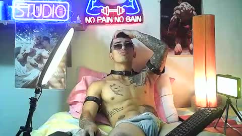 Snapshot of yeisoncastellanos1999 chatting on 09-23-25, 05:49 yeisoncastellanos1999 online show from 09-23-25, 05:49