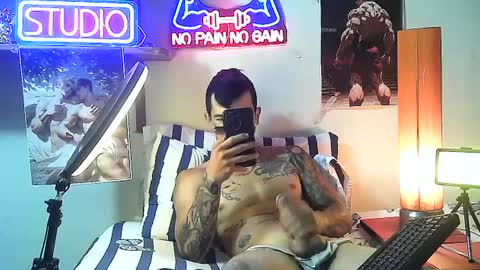 Snapshot of yeisoncastellanos1999 chatting on 10-08-25, 02:09 yeisoncastellanos1999 online show from 10-08-25, 02:09