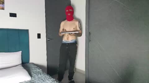 yeisongomezz online show from 10-11-25, 06:45