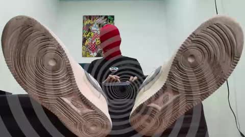 yeisongomezz online show from 11-17-25, 09:20