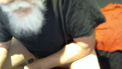 .     y e l l o w s n a k e s       . online show from 11-27-25, 06:21