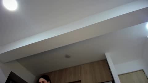 Snapshot of yenifer016 chatting on 10-19-25, 02:45 yenifer016 online show from 10-19-25, 02:45