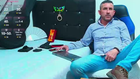 Snapshot of yeol_king chatting on 11-05-25, 07:03 Yeol online show from 11-05-25, 07:03