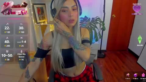 Snapshot of yeriawaddell_ chatting on 01-10-25, 12:38 yeriawaddell  online show from 01-10-25, 12:38