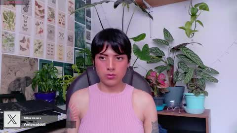 yeriawaddell  online show from 02-10-26, 06:45