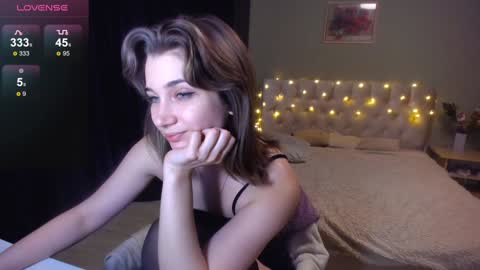 Snapshot of yesofie chatting on 01-22-25, 07:34 Sofie online show from 01-22-25, 07:34