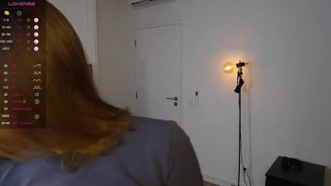 Snapshot of yess_kiki chatting on 11-14-25, 10:25 Kiki online show from 11-14-25, 10:25