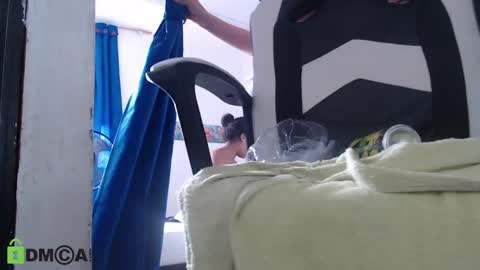 yessica and andres online show from 02-08-25, 06:12