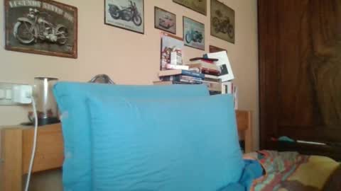 yeti_92 online show from 09-11-25, 04:51