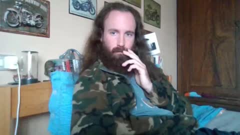 yeti_92 online show from 10-02-25, 10:55