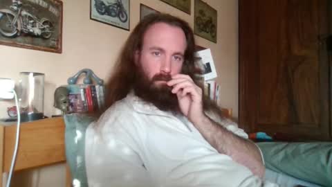 yeti_92 online show from 10-05-25, 01:09