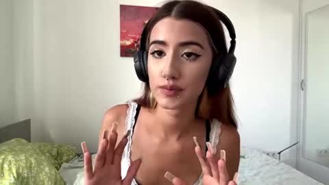 Julia 3 online show from 07-14-26, 02:01
