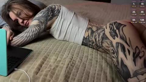 yexes online show from 11-13-25, 03:38