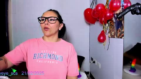 Luna online show from 02-21-25, 06:59