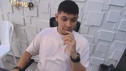  YHAN ALVAREZ25  online show from 02-23-25, 06:01