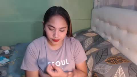 Snapshot of yhang_slut chatting on 10-05-25, 09:51 yhang_slut online show from 10-05-25, 09:51