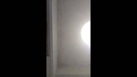 yicntxlpevcv online show from 01-18-26, 11:08