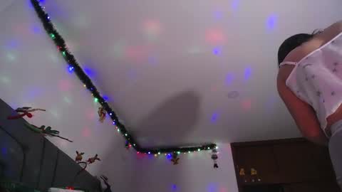 Yiny online show from 12-27-24, 10:12