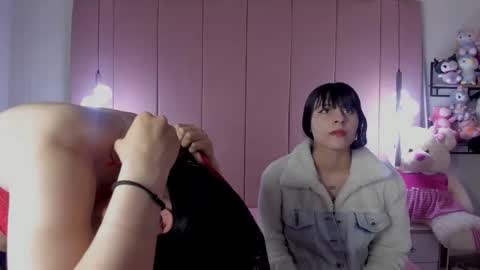 Snapshot of yinyang_luar chatting on 11-09-25, 11:19 yinyang_luar online show from 11-09-25, 11:19