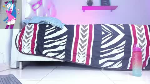 Yiovanna online show from 12-10-24, 12:05