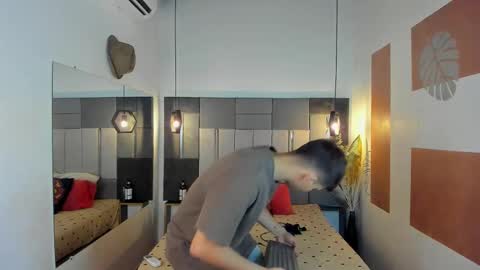 yizus_bonz online show from 02-13-25, 11:37