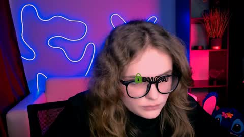 Ylia online show from 04-13-26, 02:22